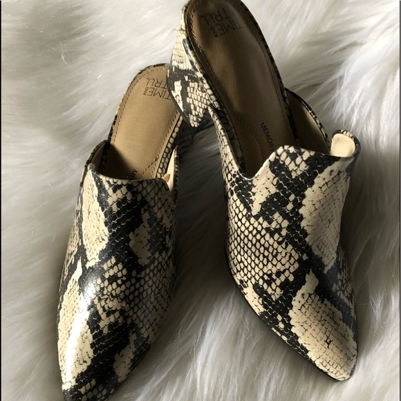 Time and Tru Shoes - Time and Tru mules 💜 5/$30 in a bundle